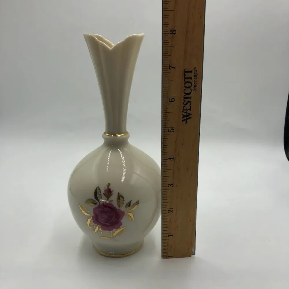 Vintage Lenox Porcelain Bud Vase Tabletop Decor Gold Tone Trim Floral De…